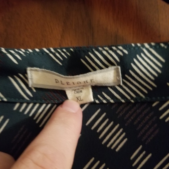 Shirt - Picture 2 of 3